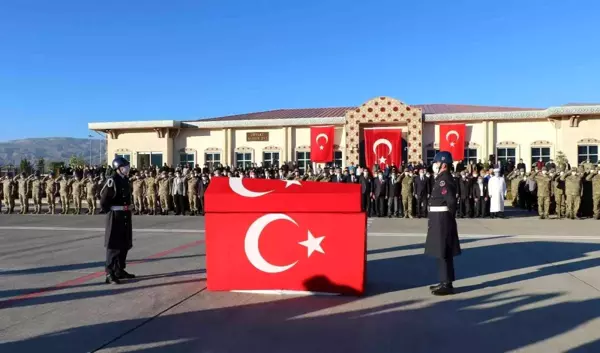 Son dakika haberleri: Erzincan'da şehit düşen asker dualarla memleketi Erzurum'a uğurlandı