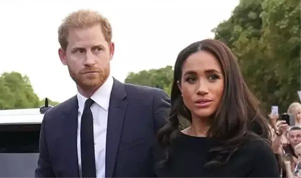 Prens Harry ve Meghan Markle'ın biyografileri Kraliyet ailesi web sitesinden silindi