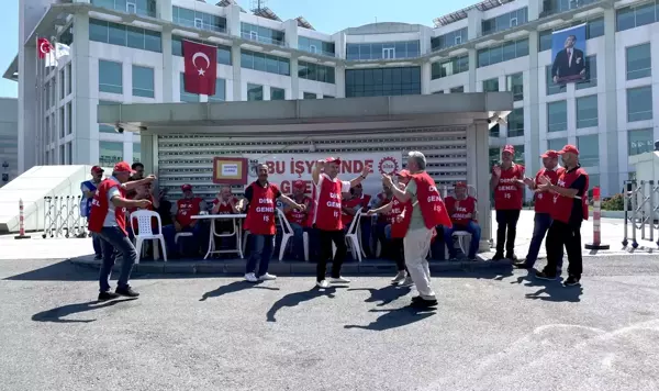 Sarıyer Belediyesinde grev yapan işçilerin eylemi 13'üncü gününde