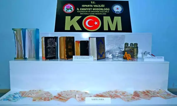 Isparta'da piyasaya 25 bin lira sahte para süren kişiler yakalandı