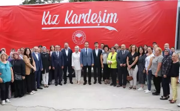 BAKAN YARDIMCISI GİZLİGİDER: TOPRAĞIN YÜZDE 15'İNİN EKİLMEMESİ FECİ DURUM