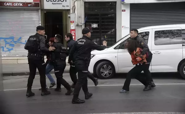 Yine 1 Mayıs yine aynı görüntüler! Taksim'e çıkmak isteyenlere gözaltı