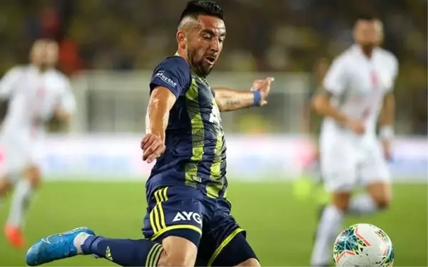 Boca Juniors'ın Mauricio Isla'yı kadrosuna katmak istediği iddia edildi