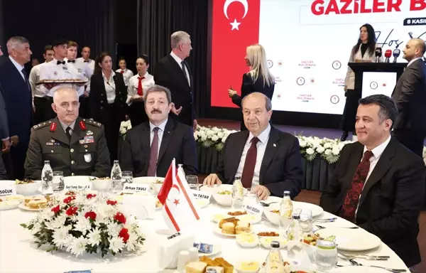 KKTC Cumhurbaşkanı Tatar, Samsun'da Kıbrıs gazileriyle bir araya geldi Açıklaması