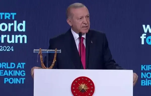 Katıldığı organizasyonda Cumhurbaşkanı Erdoğan'ı kızdıran protesto
