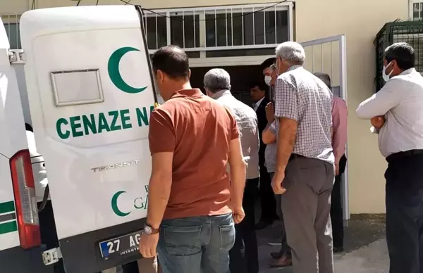 Genç avukat trafik kazasında hayatını kaybetti