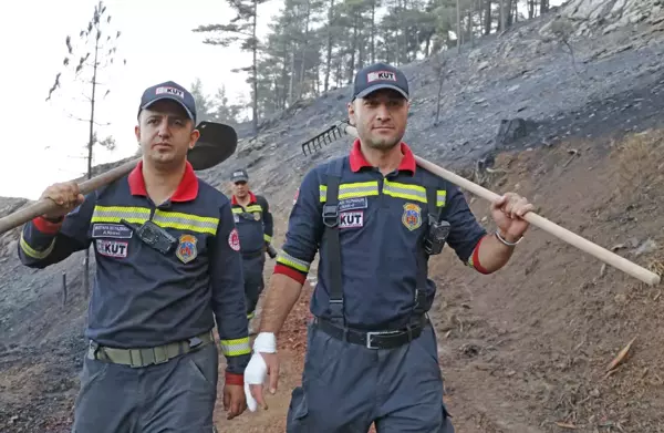 Son dakika... Köyceğiz'deki yangında yaralandıkları halde görev yerlerinden ayrılmayan 2 CEKUT personeli AA'ya konuştu