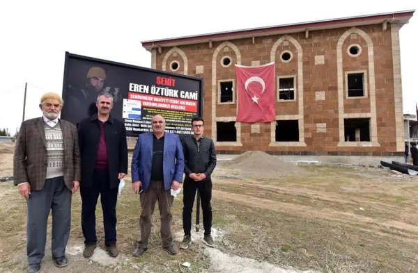 Son dakika haberi | Şehit Eren Öztürk'ün vasiyet ettiği cami inşaatı hayırseverlerin yardımını bekliyor