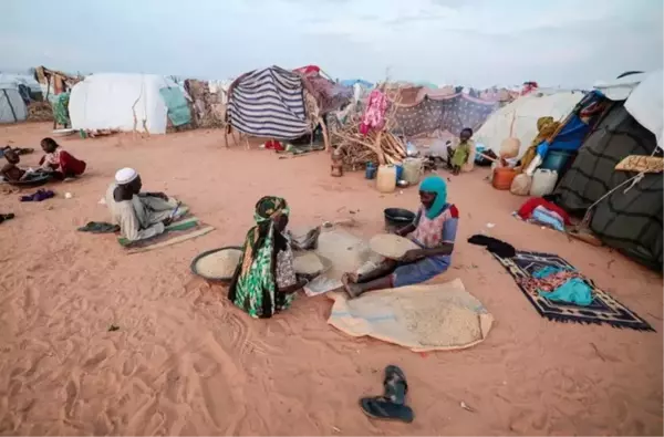 Güney Sudan'da yaşanan şiddet olaylarında, aralarında kadın ve çocuklarında bulunduğu 40 kişi hayatını kaybetti