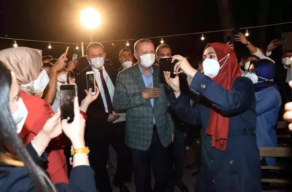 Son dakika haber | Cumhurbaşkanı Erdoğan, Adana'da gençlerle buluştu