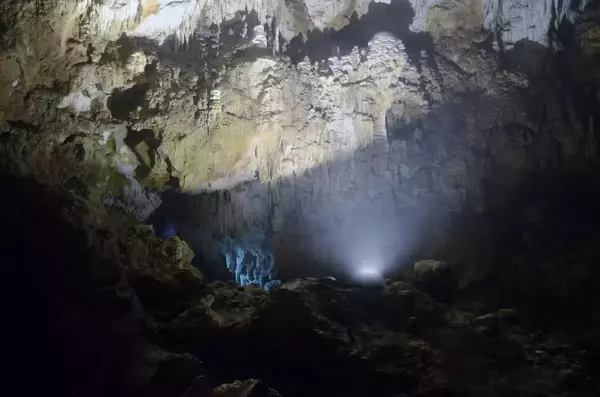 Karadeniz'in en uzun mağarasına ziyaretçi akını