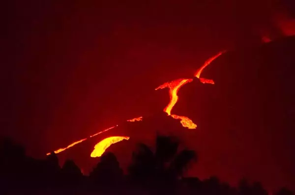 La Palma'daki yanardağ faaliyetlerinin yakın zamanda bitmesi beklenmiyor