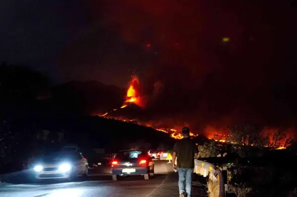 La Palma'daki yanardağda lav çıkışı hızlandı