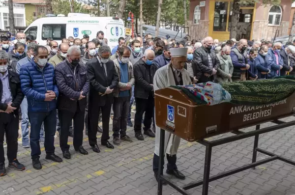 Trafik kazasında yaralanan öğrenci, tedavi gördüğü hastanede yaşamını yitirdi