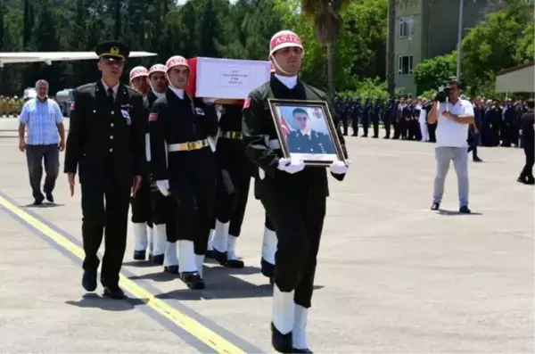 ŞEHİT PİYADE TEĞMEN GÜLER'İN CENAZESİ MEMLEKETİ ANTALYA'DA