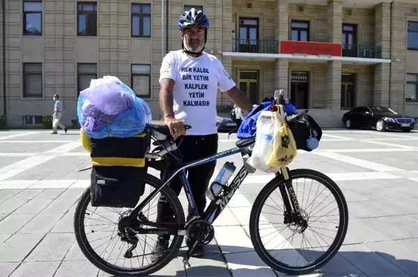 Yetimler için bisikletiyle bin kilometre yol yaptı