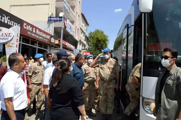 Son dakika gündem: Afrin'den dönen komandolara Besni'de sevgi seli