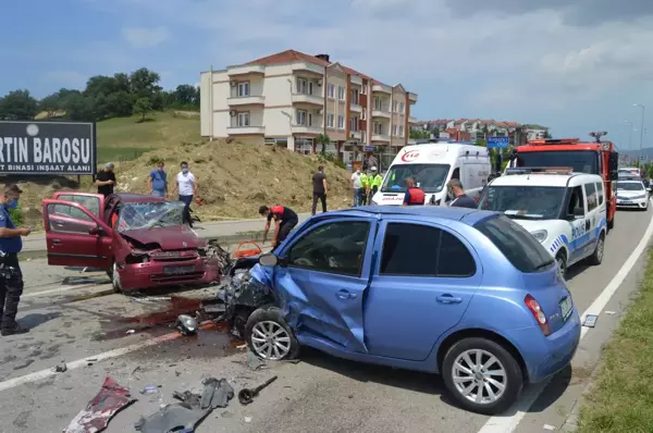 Son dakika haberi! İki otomobil çarpıştı: 1 ölü, 1 yaralı