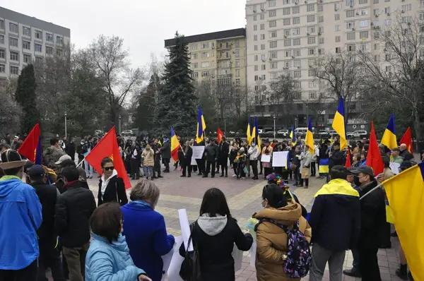 Kırgızistan'da Ukrayna'ya destek gösterisi düzenlendi