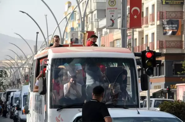 Şırnak haber! Balkan Kupası şampiyonu Cizre Belediyespor, coşkuyla karşılandı