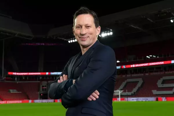 PSV, gelecek sezondan itibaren Roger Schmidt'e emanet