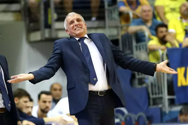 Zeljko Obradovic, Fenerbahçe'nin 2+1 yıllık yeni sözleşme teklifini kabul etti