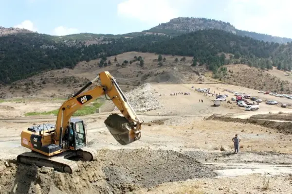 27 yıllık Karacaoğlan Göleti Projesi'nde çalışmalar yeniden başladı