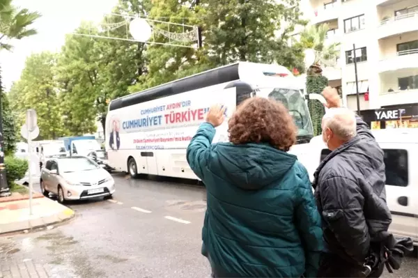 Aydın'da Cumhuriyet Otobüsü, 29 Ekim'i renklendirdi