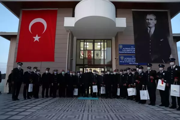 Son dakika haberleri... Bakan Soylu 10 Nisan Polis Günü'nde Şehit Behram Aktaşlı Polis Merkezi Amirliğini ziyaret etti