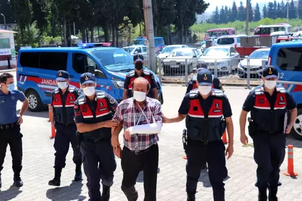 Yalova'da minibüs sırası cinayetinin zanlısı adliyeye sevk edildi