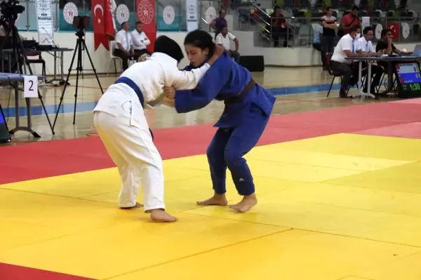 Yıldızlar Judo turnuvası Kilis'te başladı