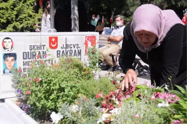 Son dakika gündem: KAYSERİ'DE ŞEHİTLER TÖRENLE ANILDI