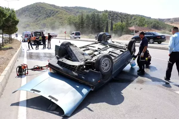 Takla atan otomobilden burnu bile kanamadan kurtuldu