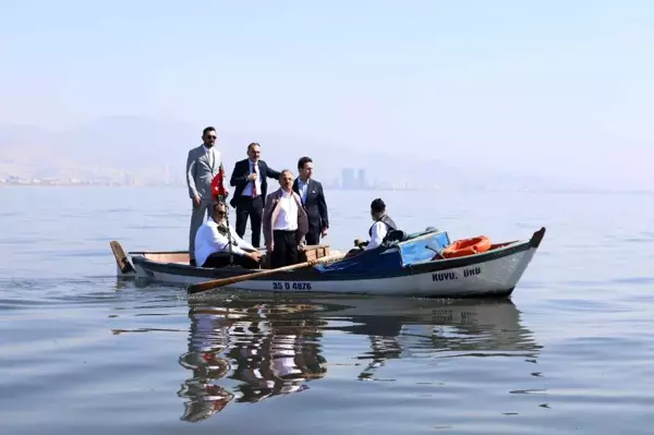 AK Parti İzmir'den körfez çıkarması