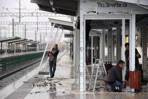 Karaman Garı'nda Yüksek Hızlı Tren hazırlıkları hızla sürüyor