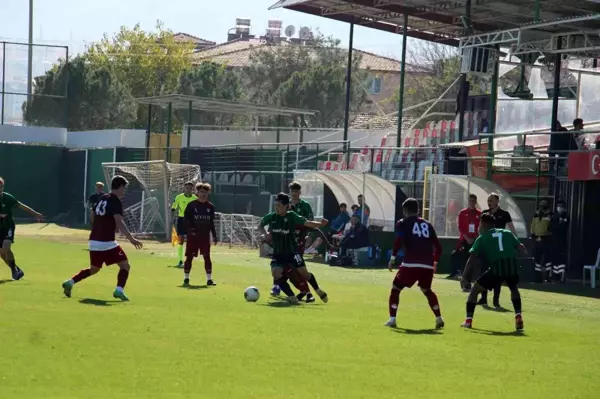 Genç horozlar Bandırmayı da 3'ledi