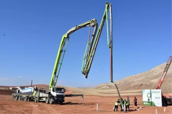 ÇÖPTEN ELDE EDİLEN ENERJİ, CAM SERAYI ISITACAK