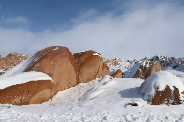 Dünya'daki Mars'a kar yağdı