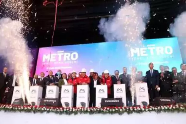 Mersin Metrosu'nun temelini Kılıçdaroğlu ve Akşener attı