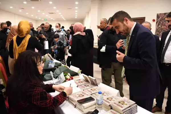 Kestel 13. Kitap Günleri Ahmet Şafak'ın katılımıyla başladı