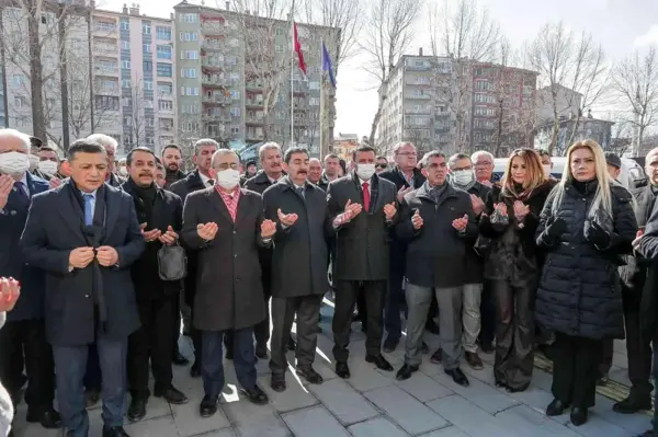 Kütahya Belediyesi'ne araç takviyesi