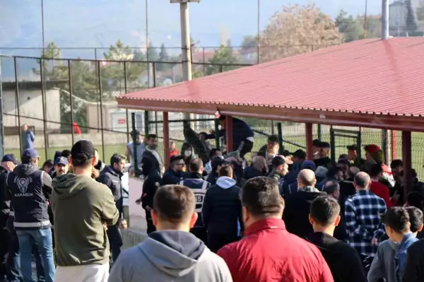 Son dakika! Amatör maç sonrası polis ile taraftar arasında gerginlik