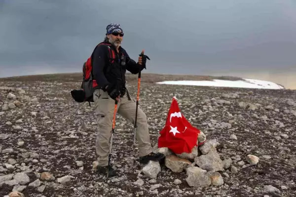 Türkiye'nin ilk solo dağcısı, 59. zirvesine Ilgaz Dağı'nda ulaştı