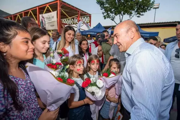 İzmir haberleri | Başkan Soyer Bayındır'daki Çiftçi Şenliğinde Konuştu: 