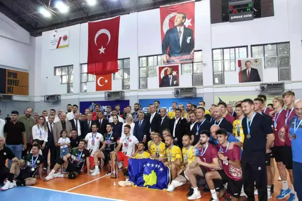 Şırnak spor haberi: Balkan Kupası şampiyonu Cizre Belediyespor'a coşkulu karşılama