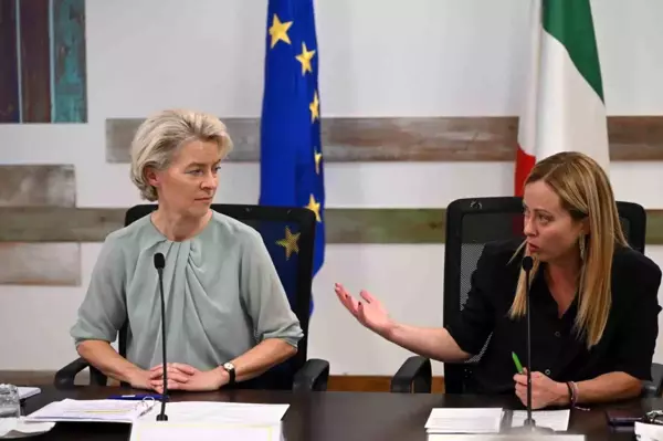 AB Komisyonu Başkanı Ursula von der Leyen, İtalya'nın Lampedusa Adası'nı ziyaret etti