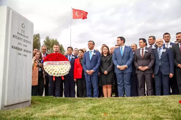 Özgür Özel: Kılıçdaroğlu'nun birikimlerinden yararlanmayı sürdüreceğiz