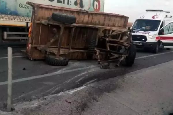 Konya'da otobüs traktöre çarptı: 8 yaralı