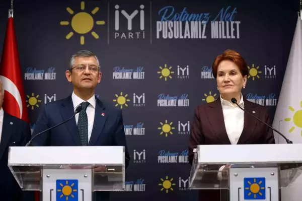 CHP Genel Başkanı Özgür Özel, İYİ Parti Genel Başkanı Meral Akşener'i ziyaret etti