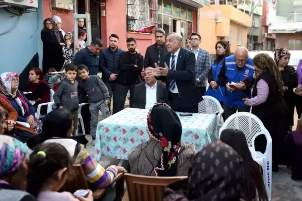 Seyhan Belediye Başkanı Akif Kemal Akay, Yenibey Mahallesi'nde Kadınlarla Buluştu